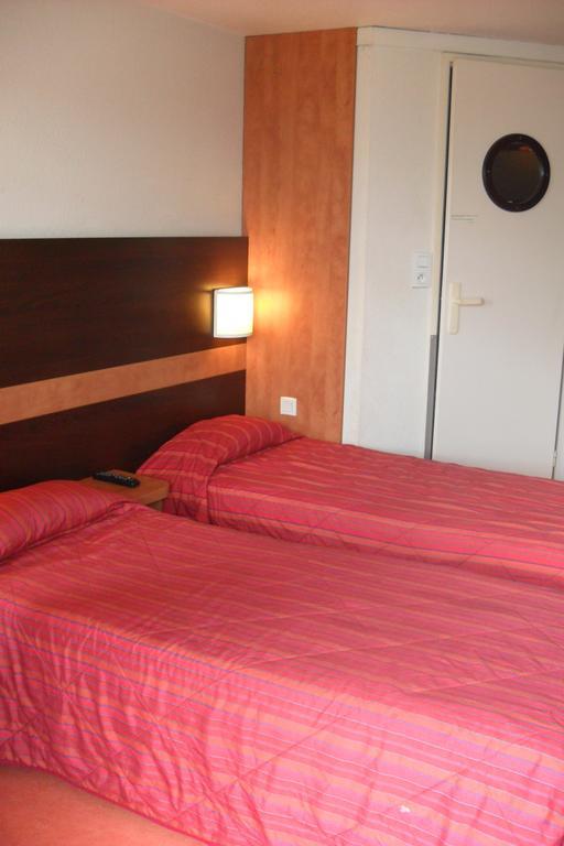 Premiere Classe Saint Ouen L'Aumone Номер фото